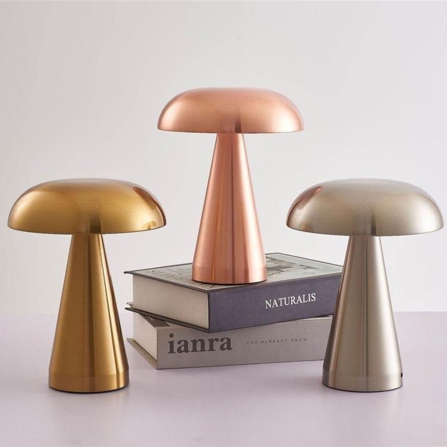 Rechargeable Wireless Table Lamp with 1800mAh Battery