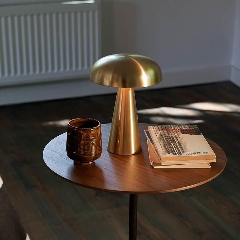 Rechargeable Wireless Table Lamp with 1800mAh Battery