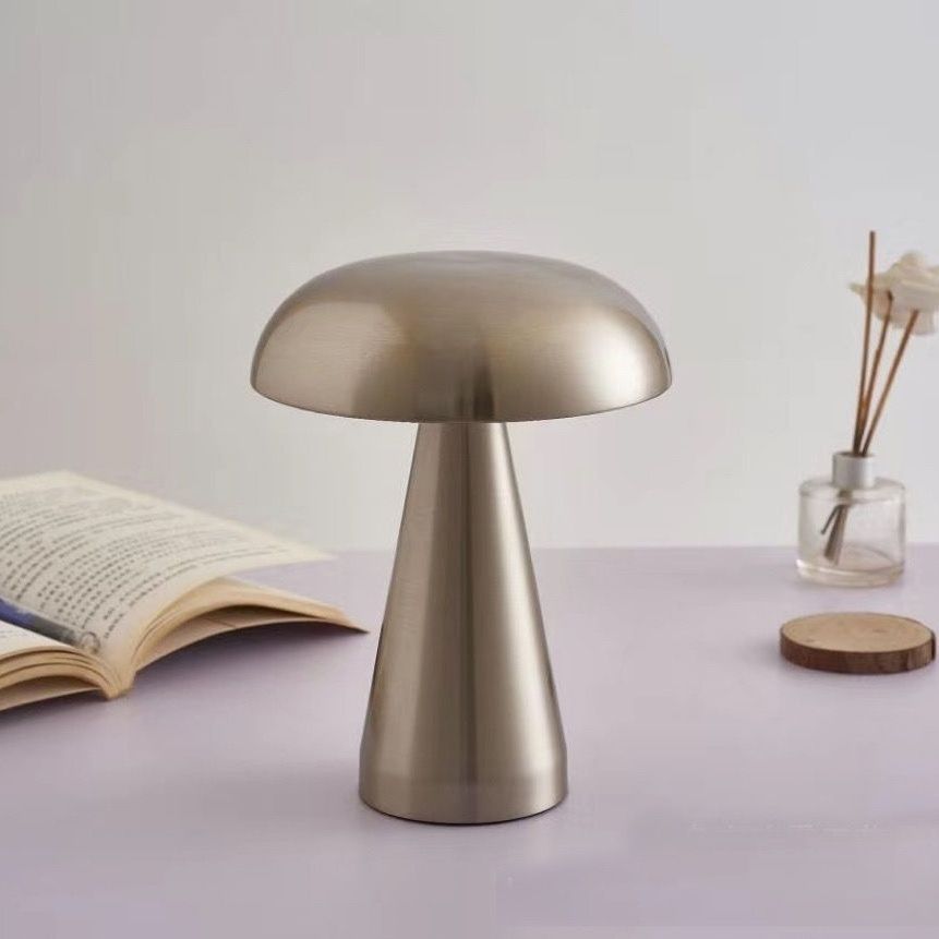 Rechargeable Wireless Table Lamp with 1800mAh Battery
